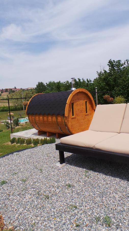 Sotto La Vigna Charm Stay Adults Only Vacation Suite Montegrosso d'Asti Exterior photo